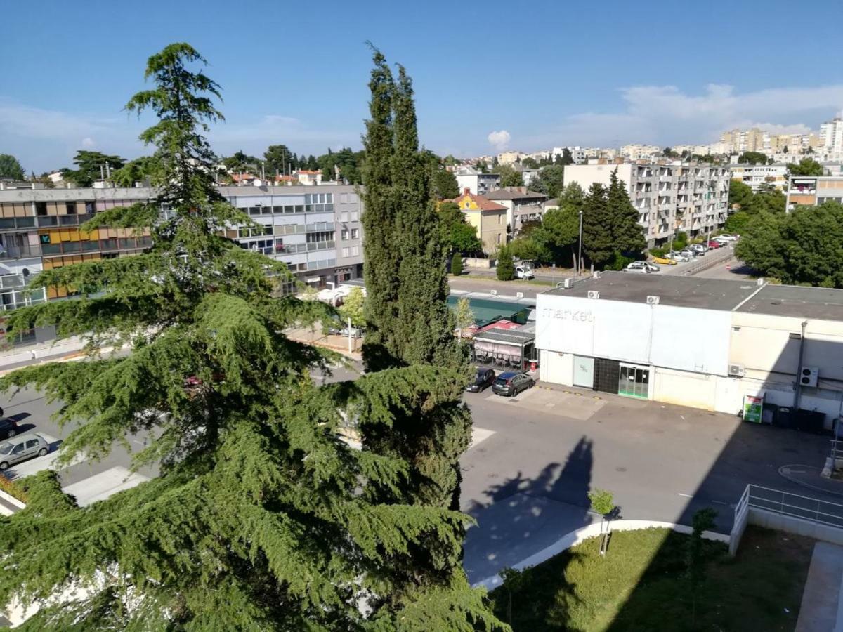 Apartman Tonika Пула Екстериор снимка