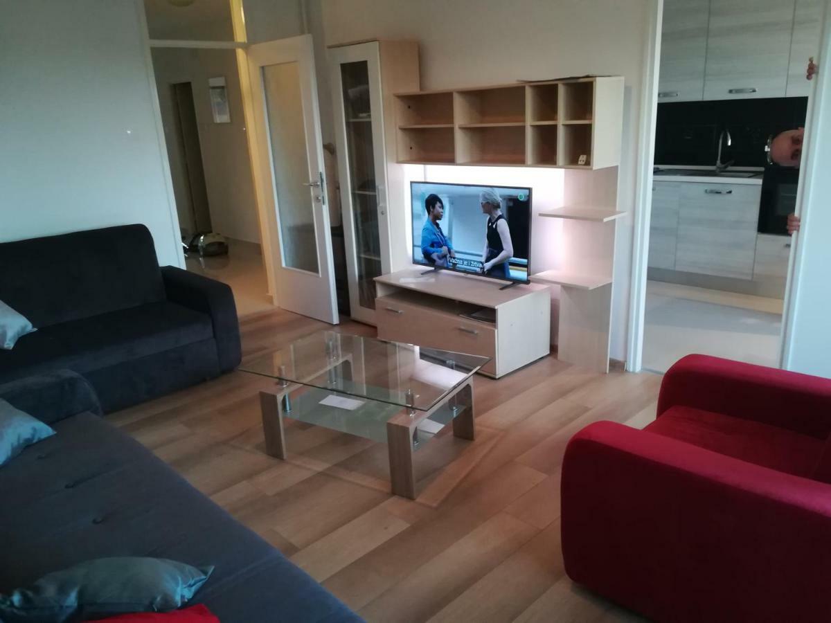 Apartman Tonika Пула Екстериор снимка